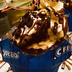 Grill Donny - Cupcake stuffed with Nautella and ice cream