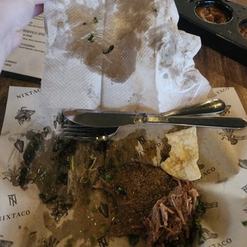 Nixtaco - The amount of grease on the 2 tacos (shrimp and a carnitas) made me uncomfortable - Mexican Near Me - Roseville, California
