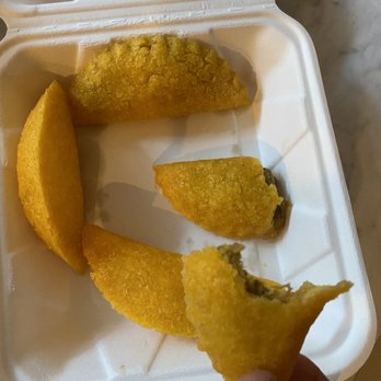 Empanadas Colombianas Luis Panes - Colombian Near Me - Tacoma, Washington Empanadas Colombianas Luis Panes - Colombian Near Me - Tacoma, Washington