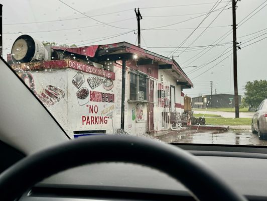 Meshack's Bar-B-Que by null