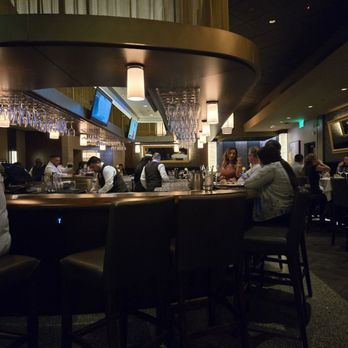 Eddie V's Prime Seafood - Seafood Near Me - Oak Brook, Illinois