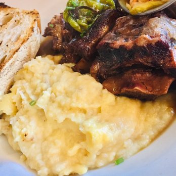 Blue Collar - Spicy oxtail - Comfort Food Near Me - Miami, Florida