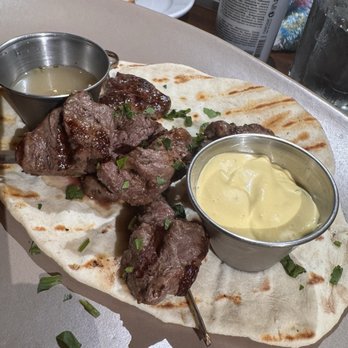 Brick House Restaurant & Lounge - Sita - Italian Near Me - Lodi, California