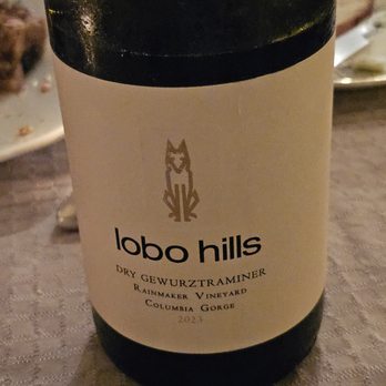 Molly Ward Gardens - Lobo Hills Gewurztraminer - New American Near Me - Poulsbo, Washington