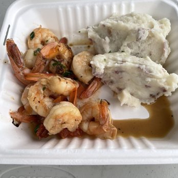 Master Chefs Production Catering - Delicious Scampi shrimp and mustard mashed potatoes - Caterers Near Me - Burbank, California Master Chefs Production Catering - Delicious Scampi shrimp and mustard mashed potatoes - Caterers Near Me - Burbank, California