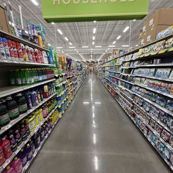 H-E-B - Household goods isle - Grocery Near Me - Houston, Texas
