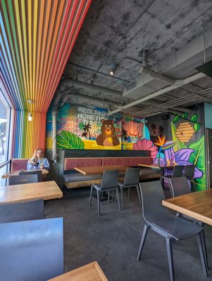 The Hive Superfood Eats & Organic Cafe - Santa Monica by null