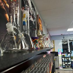 Sexy vape smoke shop