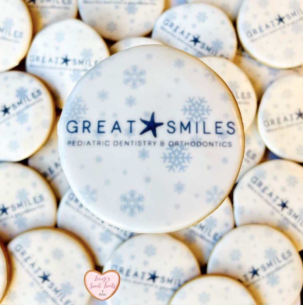 Lizzy's Sweet Treats Logo