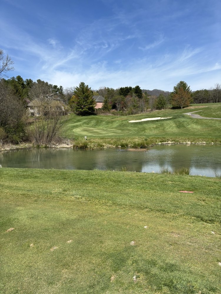Social spots from Reems Creek Golf Club