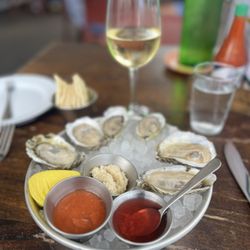 Raw Oysters varieties