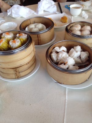 Elegant Inn Hong Kong Cuisine by null