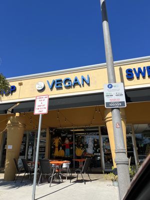 The Rabbit Hole - Elevated Vegan Comfort Cuisine by null