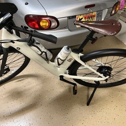 Beach E-Bikes Rentals & Sales - Urtopia Carbon ST