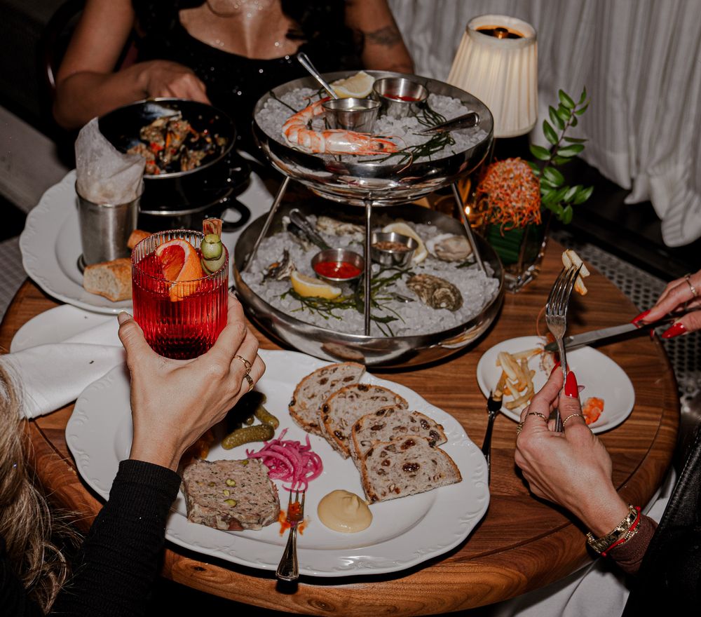 Le Jardin Rooftop Le Jardin Rooftop