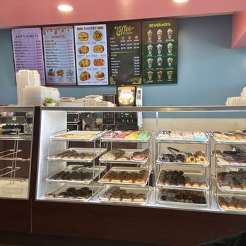 Judy’s Donuts - Great donuts. Used this for my waiting area while my wife gets her pedicure next door. Thai Tea and Bear Claw was the bomb. - Donuts Near Me - Madera, California Judy’s Donuts - Great donuts. Used this for my waiting area while my wife gets her pedicure next door. Thai Tea and Bear Claw was the bomb. - Donuts Near Me - Madera, California