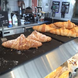 Caffè Ritazza - Mmmmmm pastries! Maybe next time