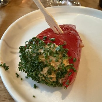 Leña - Cangrejo en Piquillo - scarlet crab, aioli, pimento, chive - Spanish Near Me - Detroit, Michigan