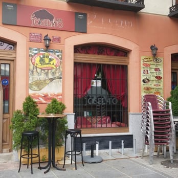 Joselito - Tapas/Small Plates Near Me - Arévalo, AV