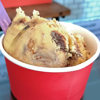Cornet Custard - Servings are large, with prices to match - Ice Cream & Frozen Yogurt Near Me - Portland, Oregon