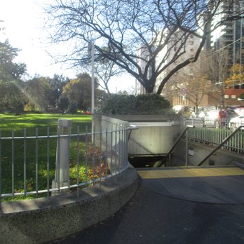 Flagstaff Railway Station - Entrance - Train Stations Near Me - Melbourne, VIC