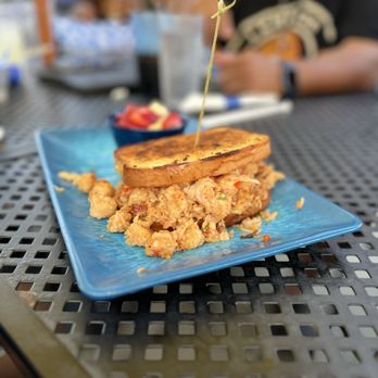 Crewitts Creek Kitchen & Bar - Lobster Grilled Cheese Sandwich - Bars Near Me - Independence, Kentucky Crewitts Creek Kitchen & Bar - Lobster Grilled Cheese Sandwich - Bars Near Me - Independence, Kentucky