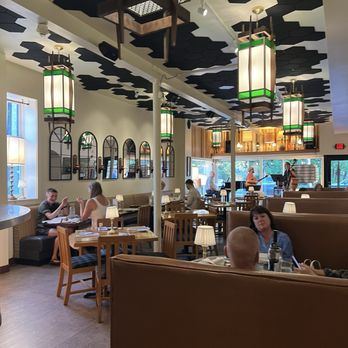 Testa Rossa Pizzeria - One of the fabulous dining areas - Pizza Near Me - Grand Rapids, Michigan Testa Rossa Pizzeria - One of the fabulous dining areas - Pizza Near Me - Grand Rapids, Michigan