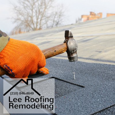 Lee Roofing Remodeling Logo