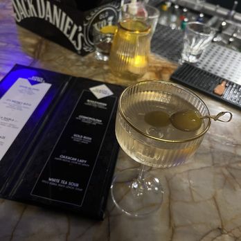 Kitsch Bar - Dirty Martini made by Sophia. Perfect spot to come after a crazy Monday at work :) - Lounges Near Me - Costa Mesa, California
