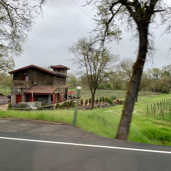 Gracianna Winery - Wine Tasting Room Near Me - Healdsburg, California Gracianna Winery - Wine Tasting Room Near Me - Healdsburg, California