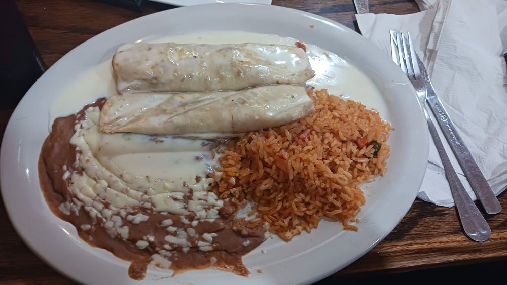 Compadres Mexican Grill
