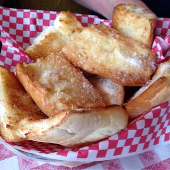 Vinny Vanucchi's - Vinny's fab garlic bread - Italian Near Me - Galena, Illinois Vinny Vanucchi's - Vinny's fab garlic bread - Italian Near Me - Galena, Illinois