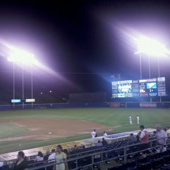 Norfolk Tides - Professional Sports Teams Near Me - Norfolk, Virginia