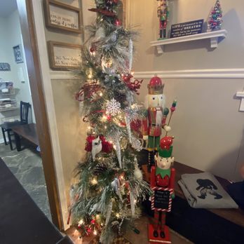 Wild Huckleberry - It's Christmas time! - Breakfast & Brunch Near Me - Wenatchee, Washington