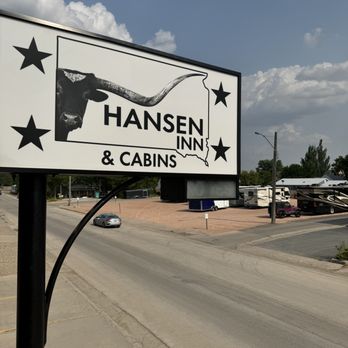 Hansen Inn & Cabins - Hotels Near Me - Wall, South Dakota Hansen Inn & Cabins - Hotels Near Me - Wall, South Dakota