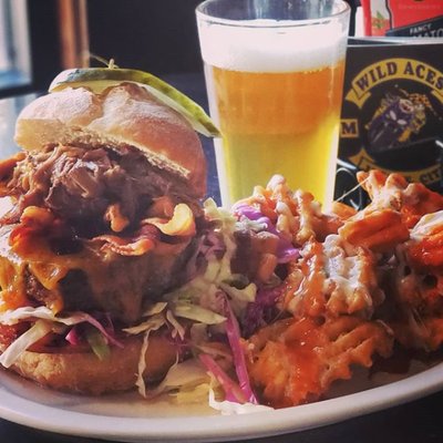 Corkscrew Bar by null