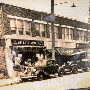 Malverne Deli - an old photo of the store - Delis Near Me - Malverne, New York Malverne Deli - an old photo of the store - Delis Near Me - Malverne, New York