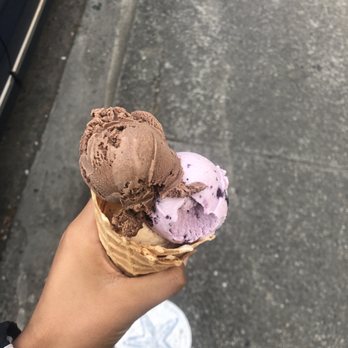 Kapaw's Iskreme - huckleberry, chocolate, huckleberry cheesecake - Ice Cream & Frozen Yogurt Near Me - Coupeville, Washington Kapaw's Iskreme - huckleberry, chocolate, huckleberry cheesecake - Ice Cream & Frozen Yogurt Near Me - Coupeville, Washington