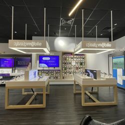 Xfinity Store by Comcast - The mobile Area