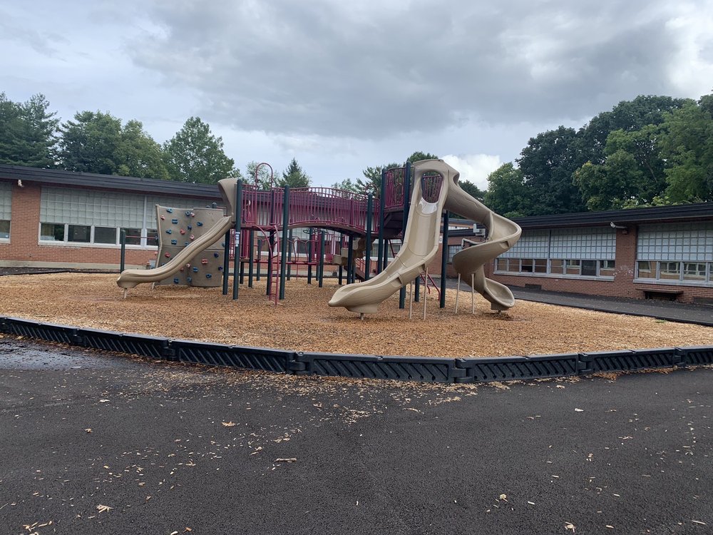 COLONIAL HILLS ELEMENTARY 5800 Greenwich St, Worthington, Ohio