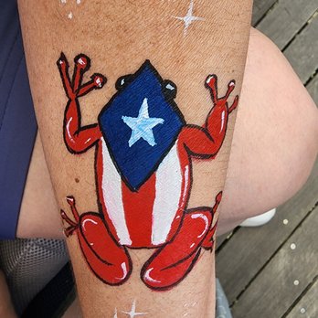 Adorn My Face - Puerto Rican frog fine at a Boriken Festival - Face Painting Near Me Adorn My Face - Puerto Rican frog fine at a Boriken Festival - Face Painting Near Me