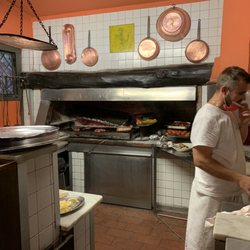 Il Paiolo - Kitchen with wood-fired oven