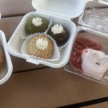 Buttercoop Bakery - Butter puff (Vanilla, Matcha, Chocolate) and Strawberry Bunny Pudding - Bakeries Near Me - Portland, Oregon