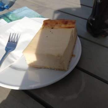 Villa Leonhardi - Käsekuchen aka cheese cake - Italian Near Me - Frankfurt, HE Villa Leonhardi - Käsekuchen aka cheese cake - Italian Near Me - Frankfurt, HE