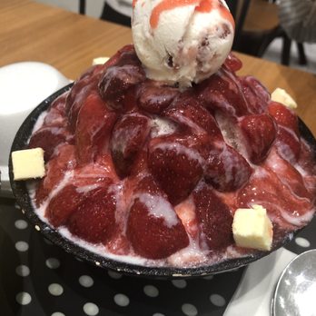 The Cups Bingsu Cafe - Large Strawberry Bingsu - Desserts Near Me - Vaughan, Ontario The Cups Bingsu Cafe - Large Strawberry Bingsu - Desserts Near Me - Vaughan, Ontario