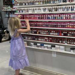 Mavy Nails And Spa