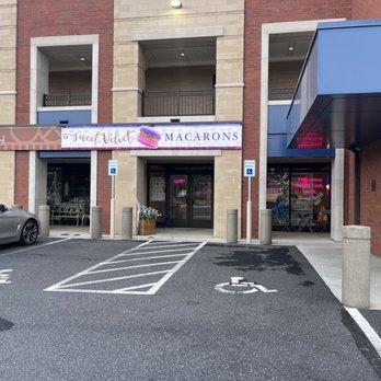 Sweet Velvet Macarons - a car parked in front of a store - Macarons Near Me - Camp Hill, Pennsylvania Sweet Velvet Macarons - a car parked in front of a store - Macarons Near Me - Camp Hill, Pennsylvania