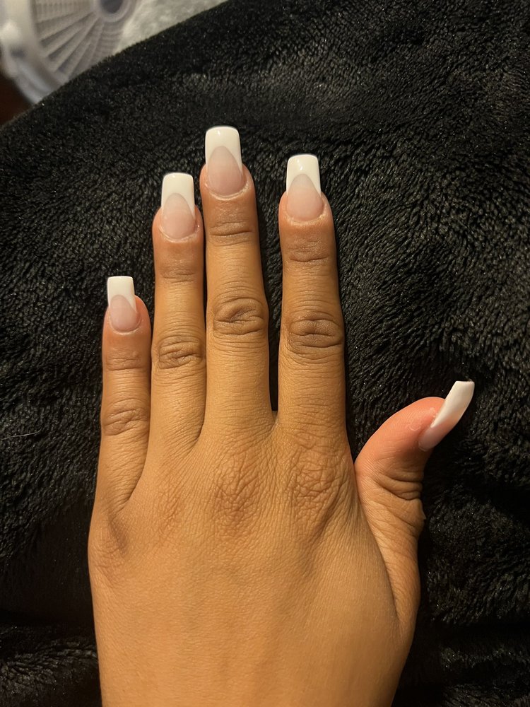 MAGIC NAILS Updated August 2024 16 Photos & 16 Reviews 470 Lewis