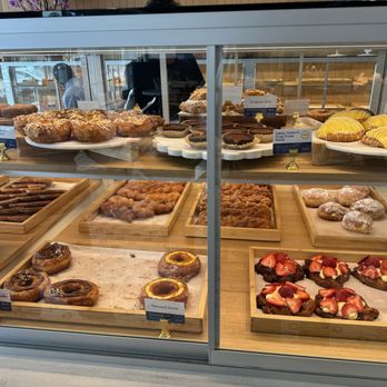 Paris Baguette - Bakeries Near Me - Houston, Texas