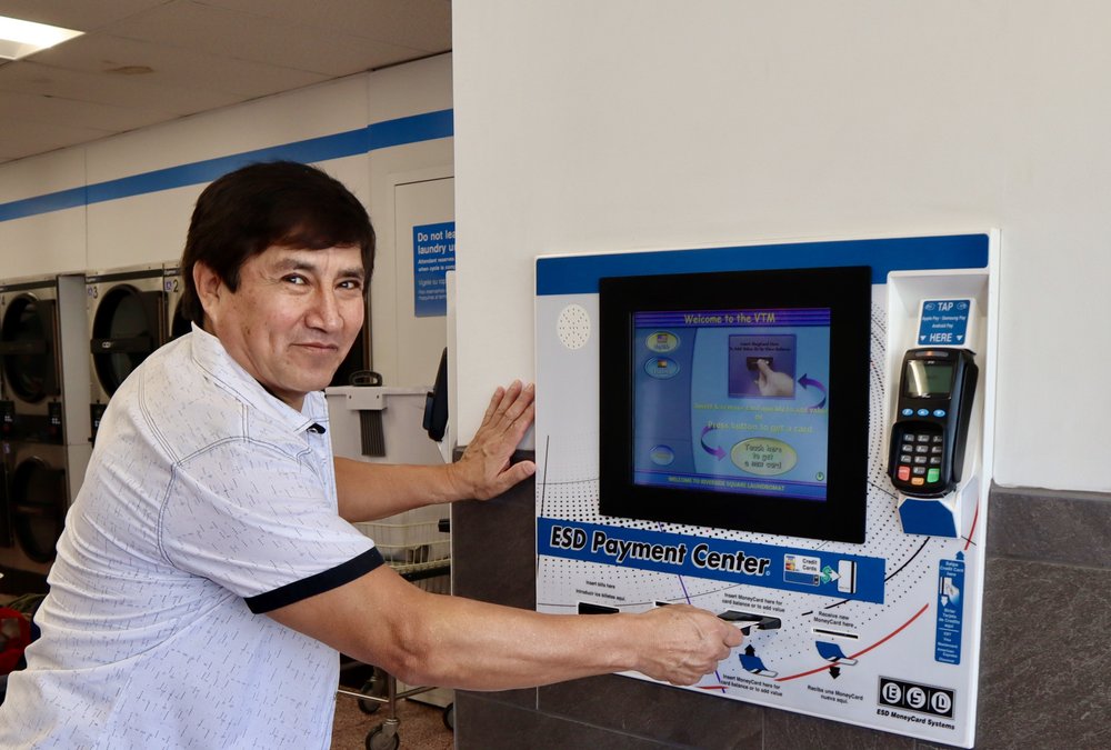 RIVERSIDE SQUARE LAUNDROMAT Updated October 2024 8 Riverside Sq